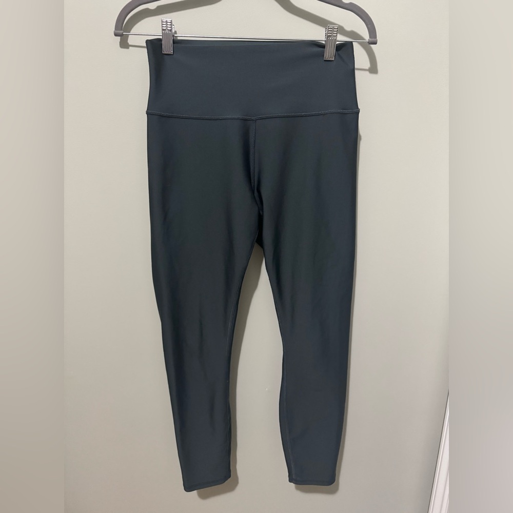 ALO Yoga 7/8 High-Waist Airlift Leggings in Anthracite